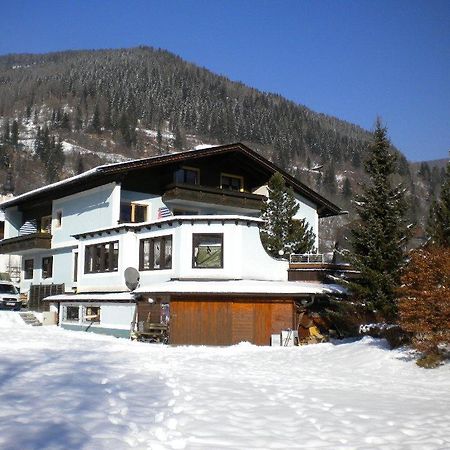 Gaestehaus Sagmeister Bed and Breakfast Bad Kleinkirchheim Exteriör bild